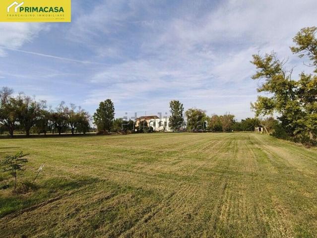 Villetta indipendente in vendita di 350 m² in Via Bernolda