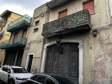 Villetta indipendente in vendita di 350 m² in Via Galliano, 113