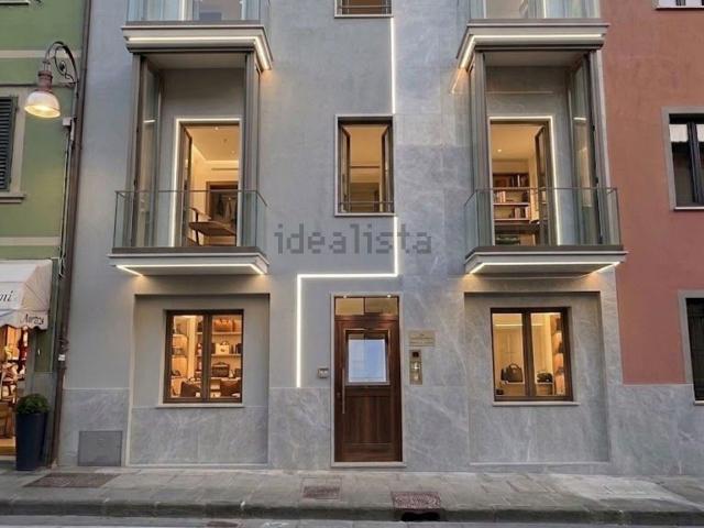 Villetta indipendente in vendita di 350 m² in Via Giuseppe Bocci, 75
