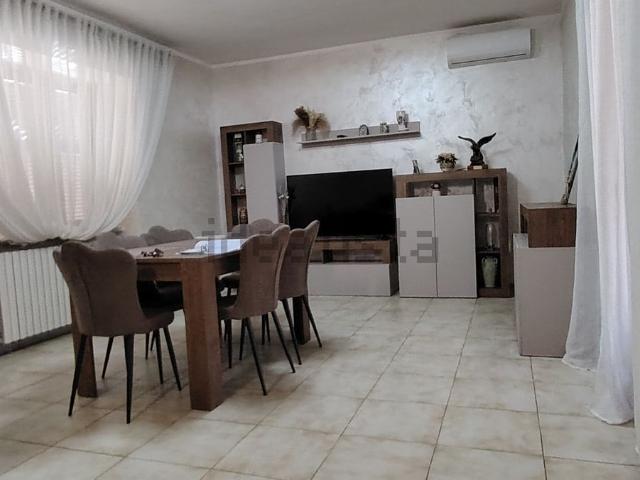 Villetta indipendente in vendita di 350 m² in Via Fontana dei Conti, 44