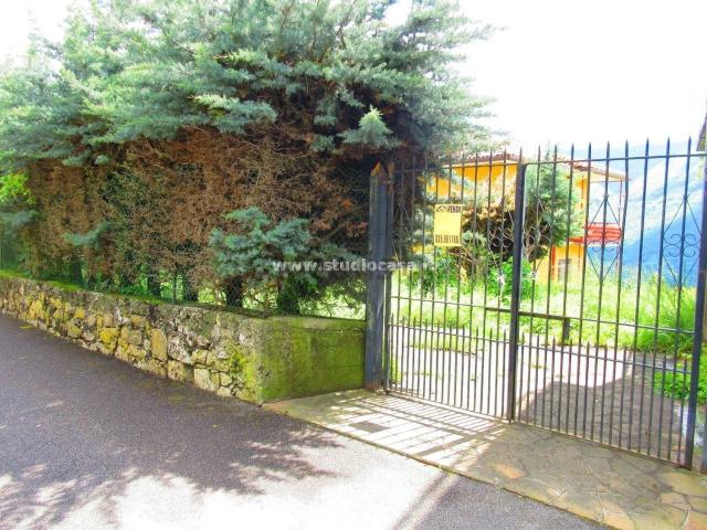 Villetta indipendente in vendita di 350 m² in Via Forcella