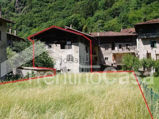 Villetta indipendente in vendita di 350 m² in Via Roma, 3