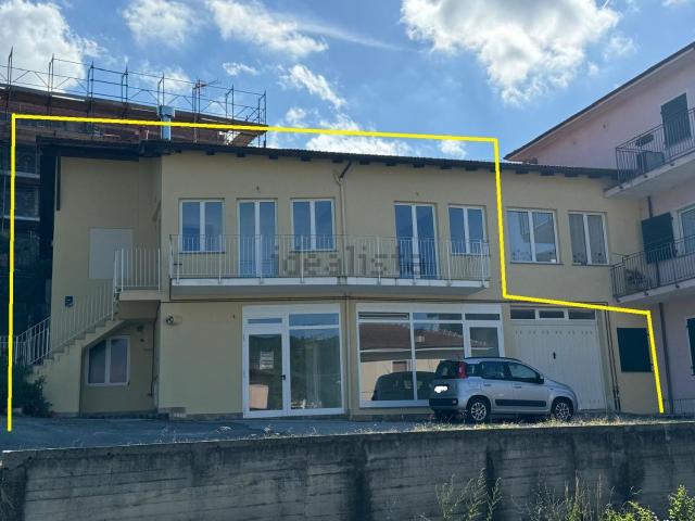 Villetta indipendente in vendita di 350 m² in Via Luigi Delfino