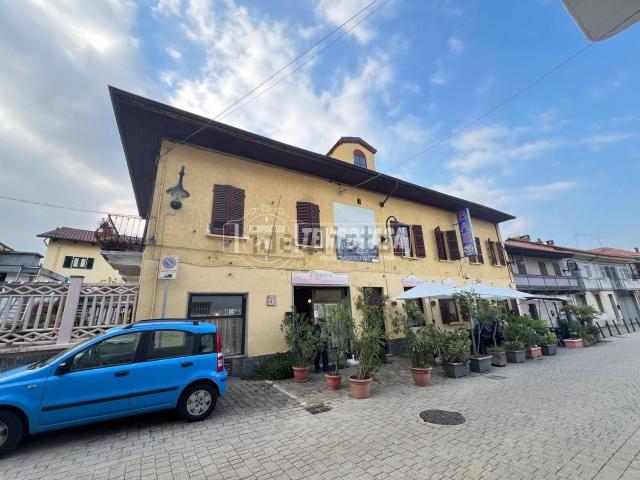 Villetta indipendente in vendita di 350 m² in Via Sant&apos Ambrogio