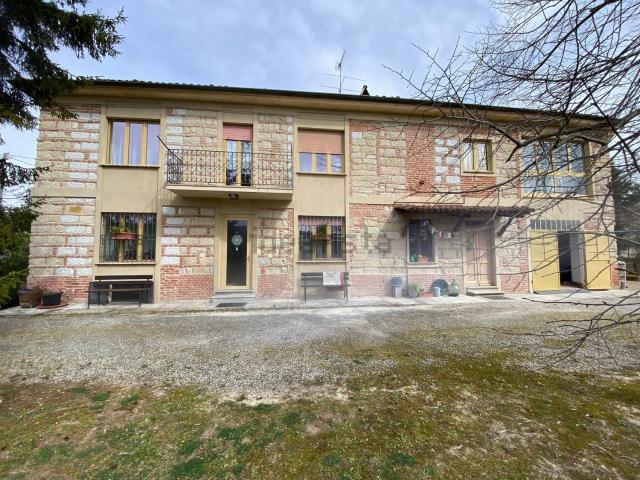 Villetta indipendente in vendita di 350 m² in Via Roma