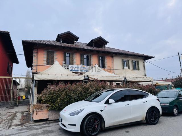 Villetta indipendente in vendita di 350 m² in Via Regina Margherita