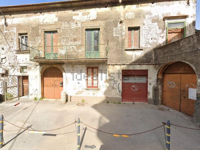Villetta indipendente in vendita di 350 m² in Via Uscioli, 138