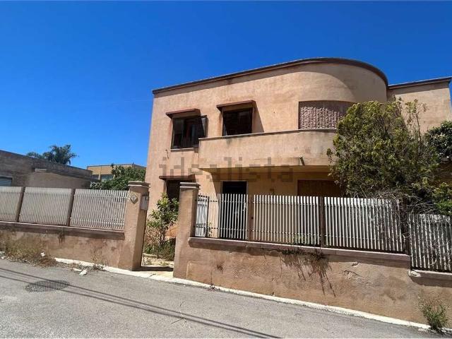 Villetta indipendente in vendita di 350 m² in Vicolo Poggioreale
