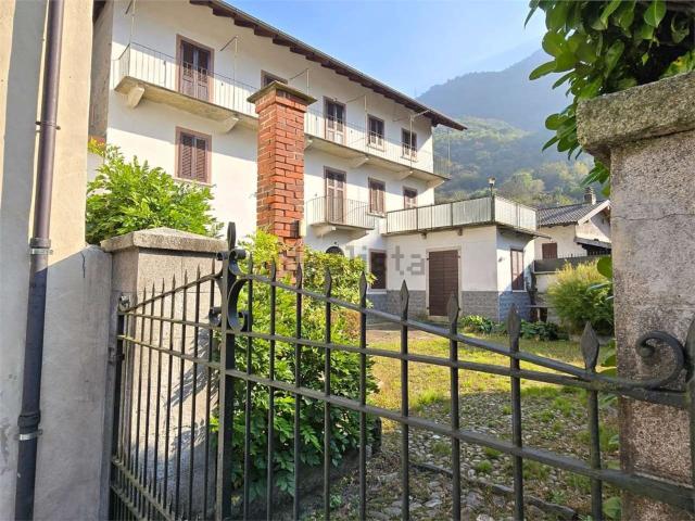 Villetta indipendente in vendita di 350 m² in Frazione Migiandone, 191