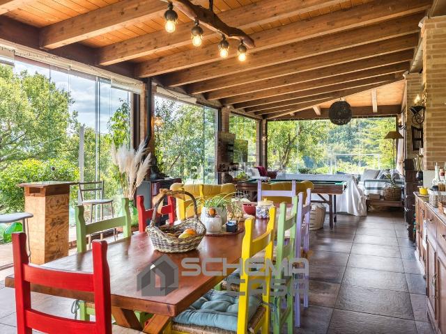 Villetta indipendente in vendita di 350 m² in Frazione Santa Margherita, 53