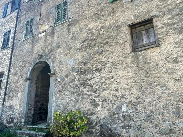 Villetta indipendente in vendita di 350 m² in Località airola