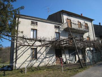 Villetta indipendente in vendita di 350 m² in Località rocca