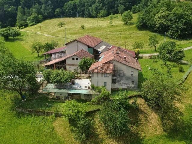 Villetta indipendente in vendita di 350 m² in Strada Vecchia per Occhieppo