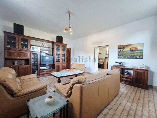 Villetta indipendente in vendita di 352 m² in Contrada Acquasanta