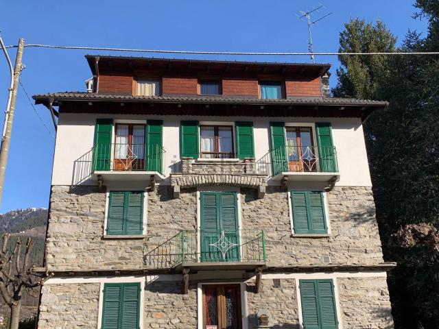Villetta indipendente in vendita di 353 m²
