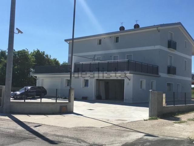 Villetta indipendente in vendita di 355 m²
