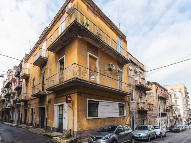 Villetta indipendente in vendita di 355 m² in Via Gerone, 23