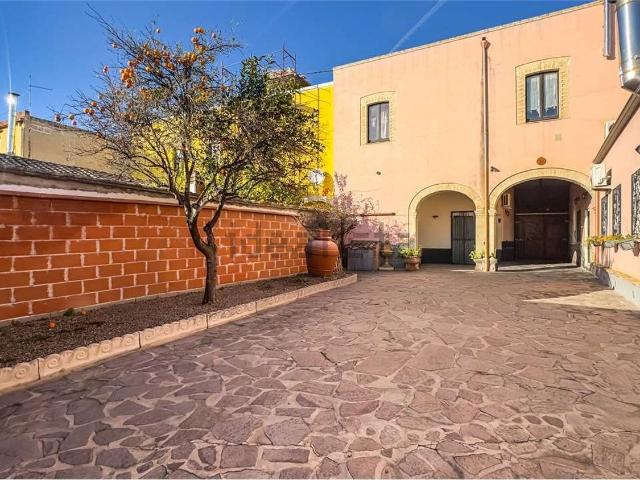 Villetta indipendente in vendita di 355 m² in Via Giuseppe Zuddas