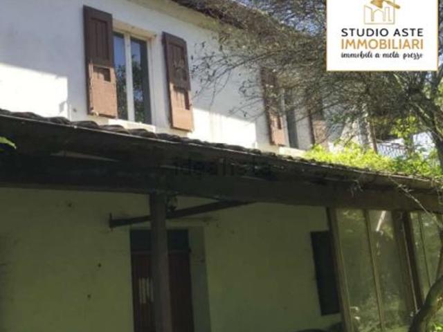 Villetta indipendente in vendita di 356 m² in Via Bastia, 4