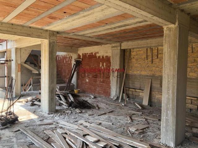 Villetta indipendente in vendita di 359 m² in Via C. A. dalla Chiesa, 30