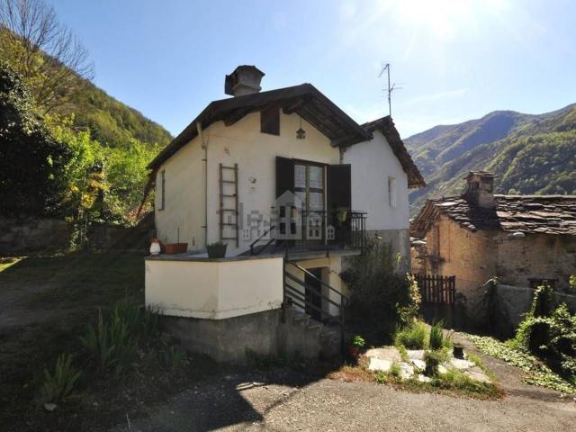 Villetta indipendente in vendita di 35 m² in Frazione Calsazio