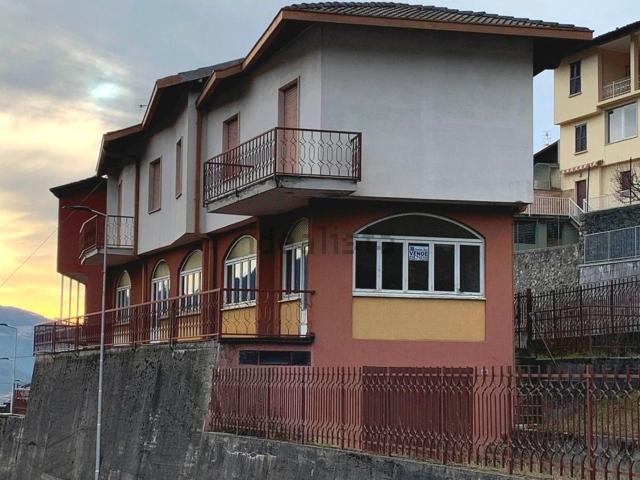 Villetta indipendente in vendita di 360 m²