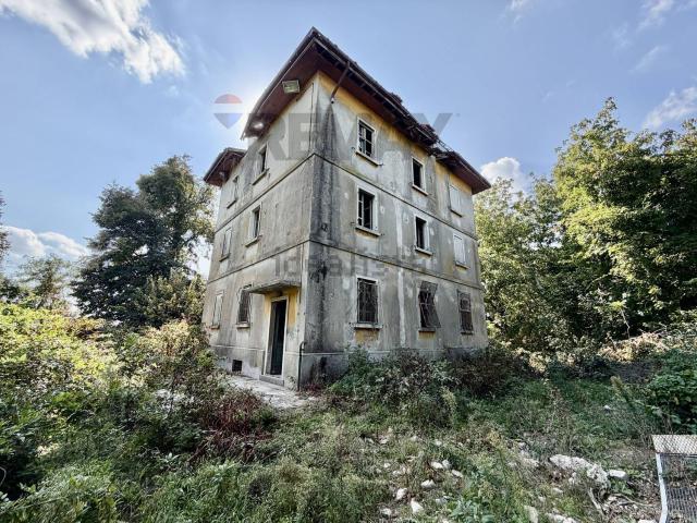 Villetta indipendente in vendita di 360 m² in Via Giovanni Lonati, 7