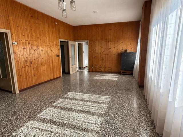 Villetta indipendente in vendita di 360 m² in Via Edmondo De Amicis