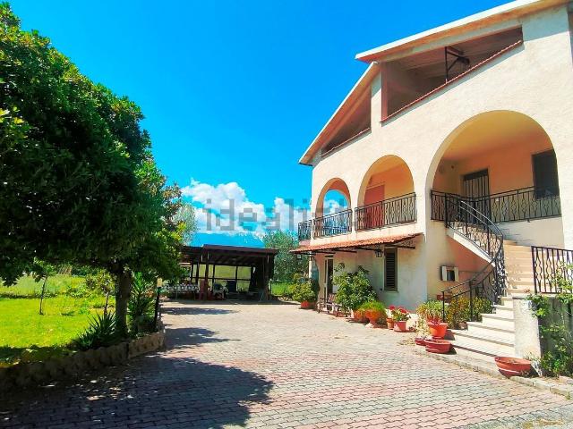 Villetta indipendente in vendita di 360 m² in Via San Pietro, 168