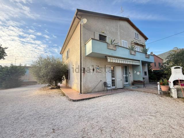 Villetta indipendente in vendita di 360 m² in Via Passaggio Vecchio