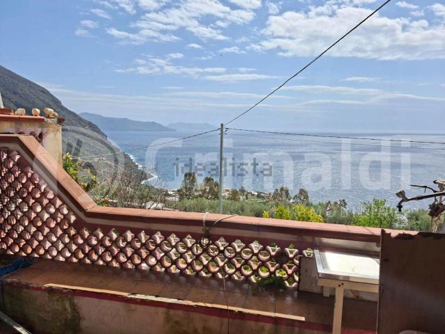Villetta indipendente in vendita di 360 m² in Via Rotabile