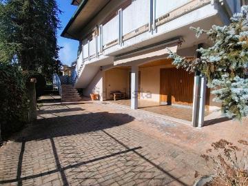 Villetta indipendente in vendita di 360 m² in Viale XX Settembre, 61