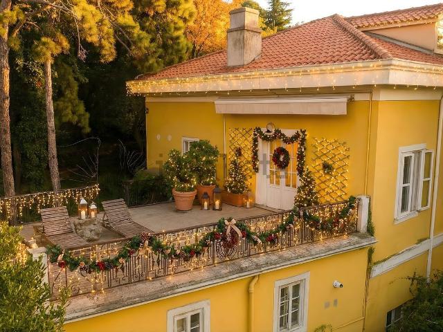 Villetta indipendente in vendita di 362 m² in Via Commerciale, 45