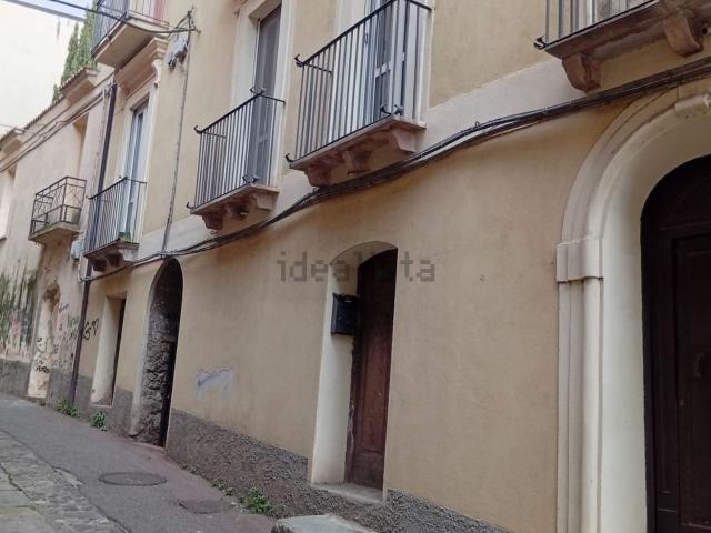 Villetta indipendente in vendita di 362 m² in Via Torre, 28