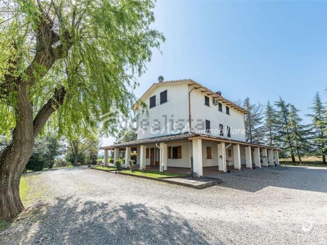 Villetta indipendente in vendita di 364 m² in Strada Corno, 43