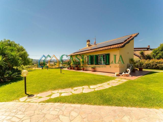 Villetta indipendente in vendita di 367 m²