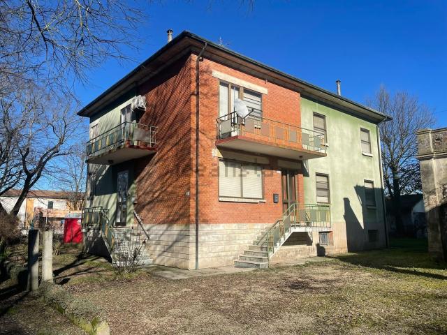 Villetta indipendente in vendita di 368 m² in Via Cardinala, 21