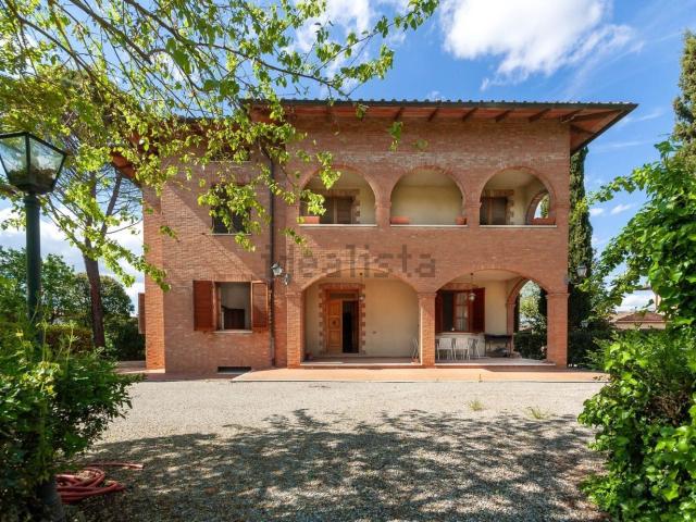 Villetta indipendente in vendita di 368 m² in Via Ancona, 2
