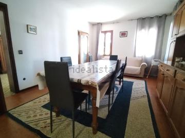 Villetta indipendente in vendita di 368 m² in Via Fratelli Bandiera