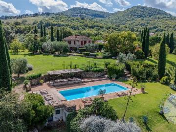 Villetta indipendente in vendita di 370 m²