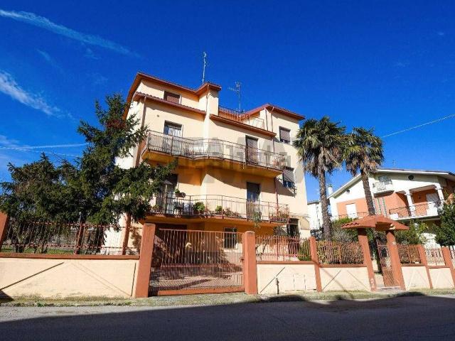 Villetta indipendente in vendita di 370 m²