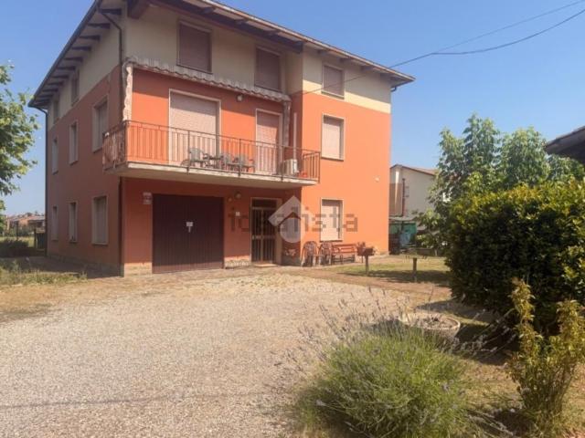 Villetta indipendente in vendita di 371 m² in Via Riccardina, 51