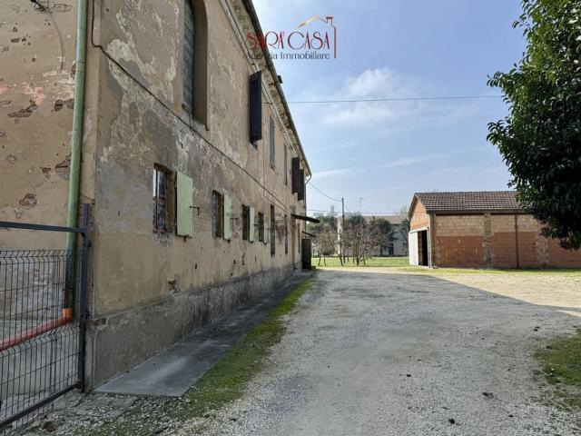 Villetta indipendente in vendita di 371 m²
