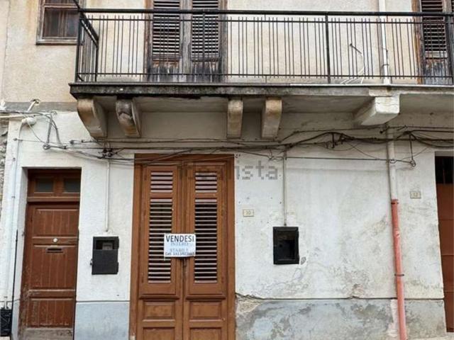 Villetta indipendente in vendita di 371 m² in Via Turturici, 8