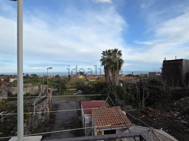 Villetta indipendente in vendita di 375 m² in Via Nazionale Guardia, 168