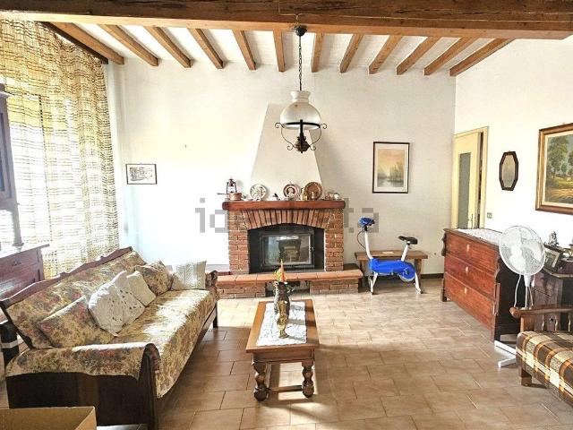 Villetta indipendente in vendita di 376 m² in Via Solferino, 8