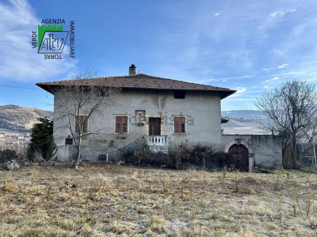 Villetta indipendente in vendita di 377 m² in Via di San Vigilio