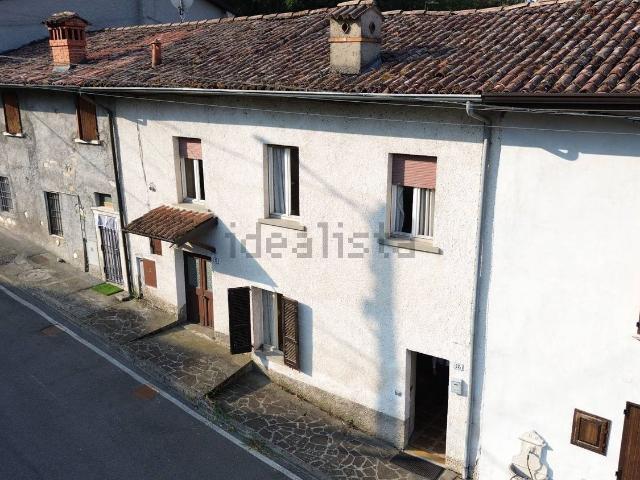 Villetta indipendente in vendita di 378 m² in Via Maestrini