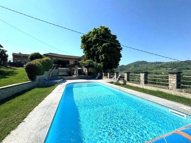 Villetta indipendente in vendita di 378 m² in Località Gaminella
