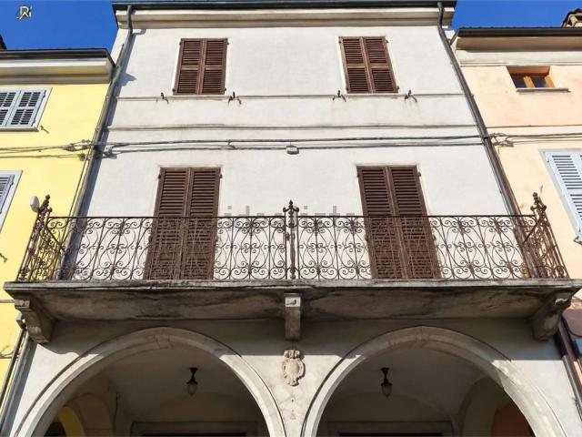 Villetta indipendente in vendita di 379 m² in Via Cavour, 19